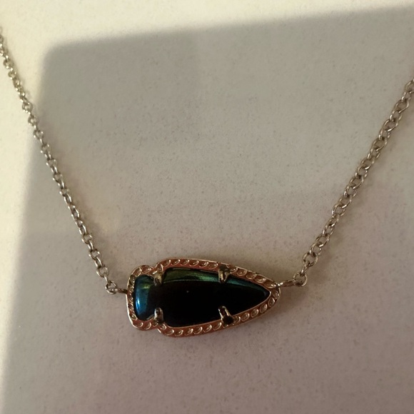 Kendra Scott Skylie Black Iridescent and Gold Chain Necklace - Picture 3 of 10